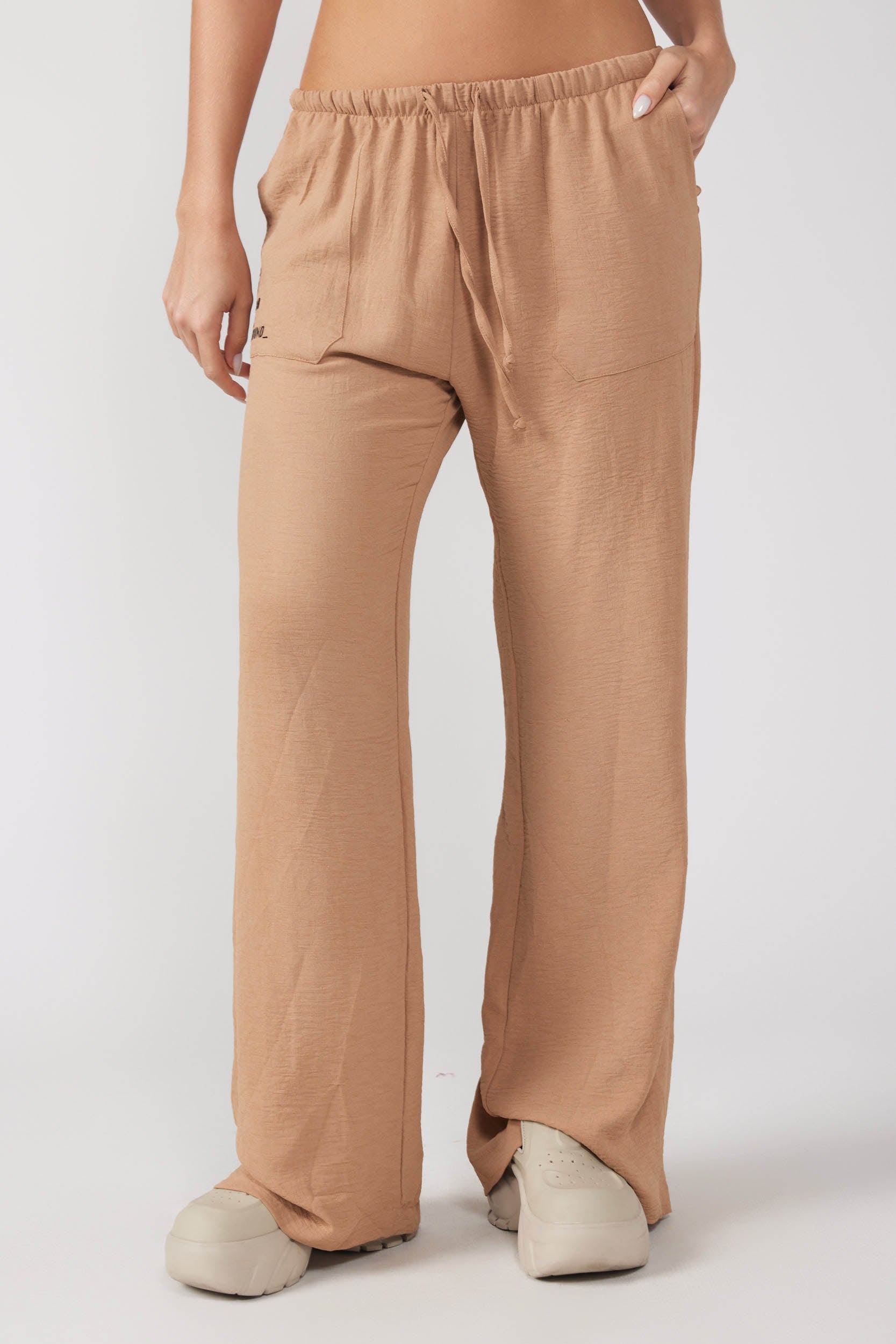 Straight-cut crepe pants ERROR