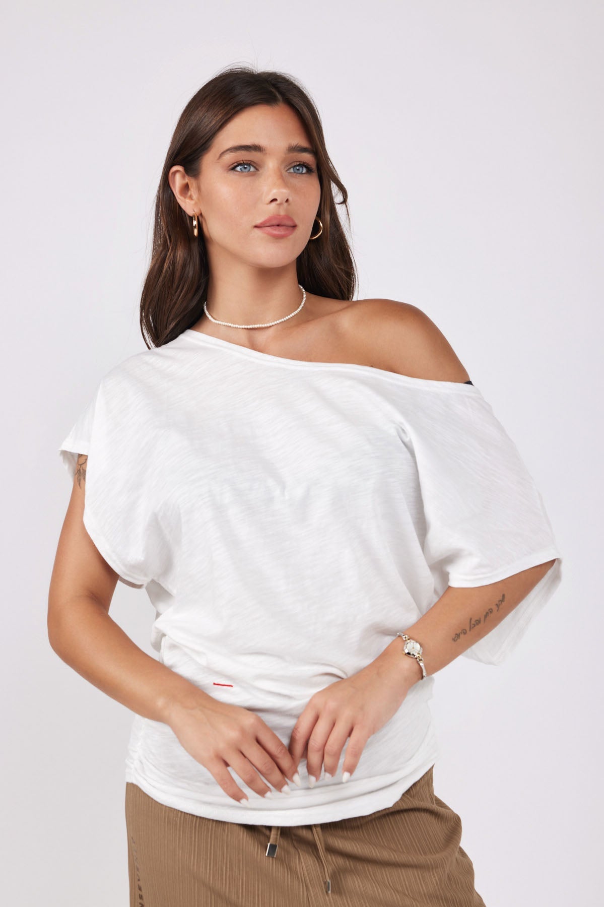 Batwing shirt with pleats 770