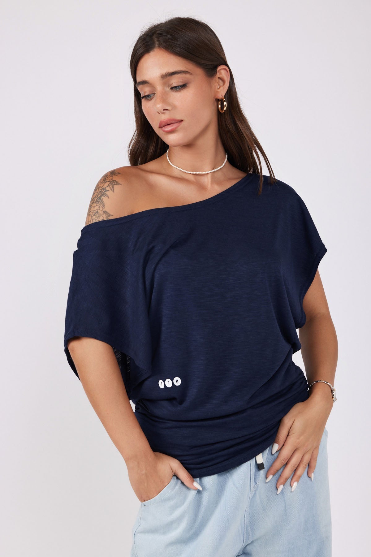 Batwing shirt with pleats 770