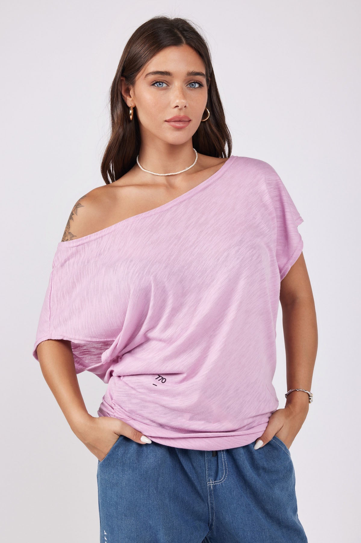 Batwing shirt with pleats 770