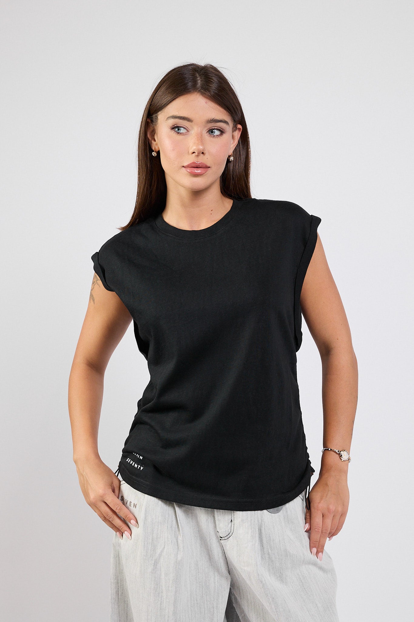 SEVEN sleeveless shrink shirt