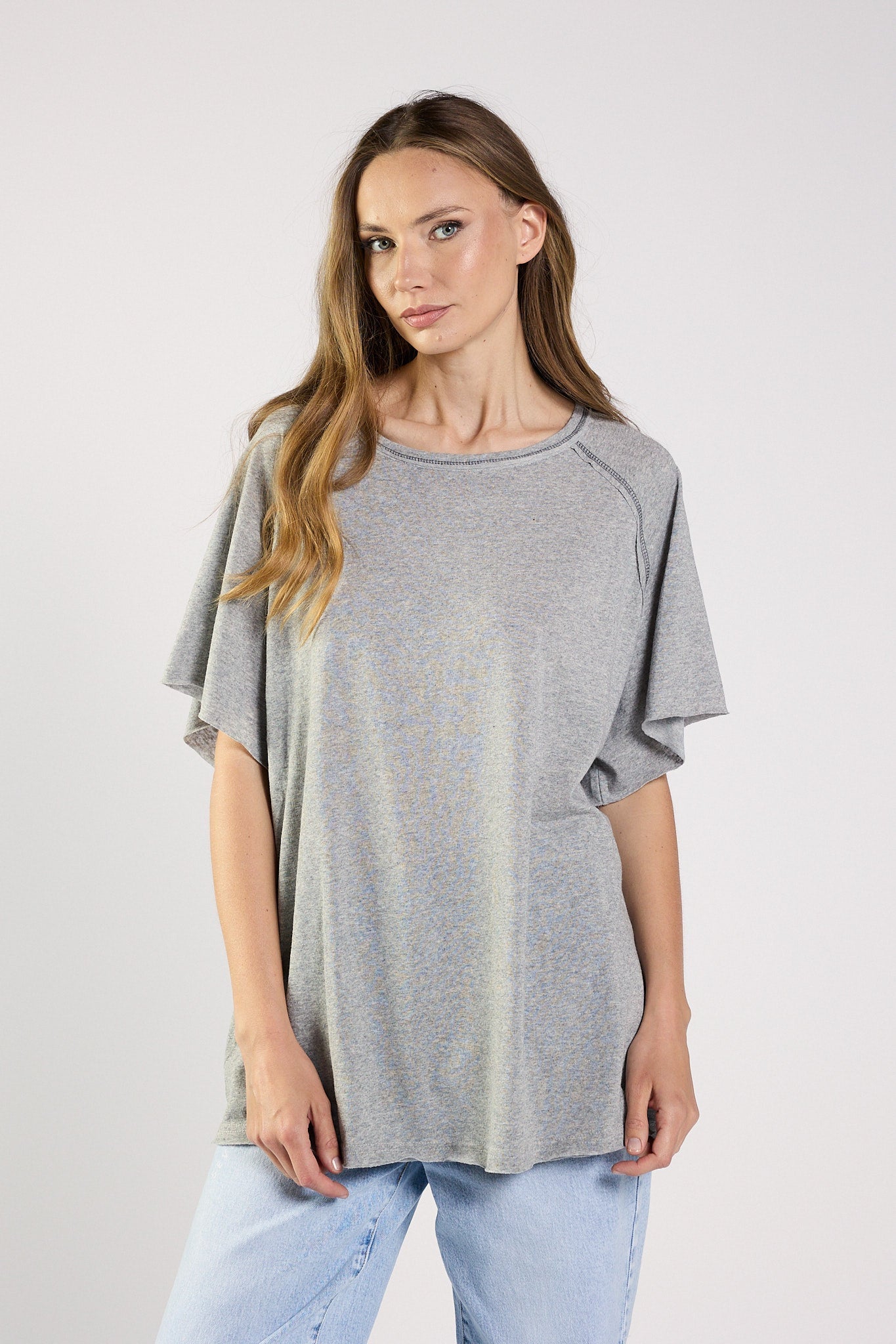 Wide T-shirt with SEVEN seams