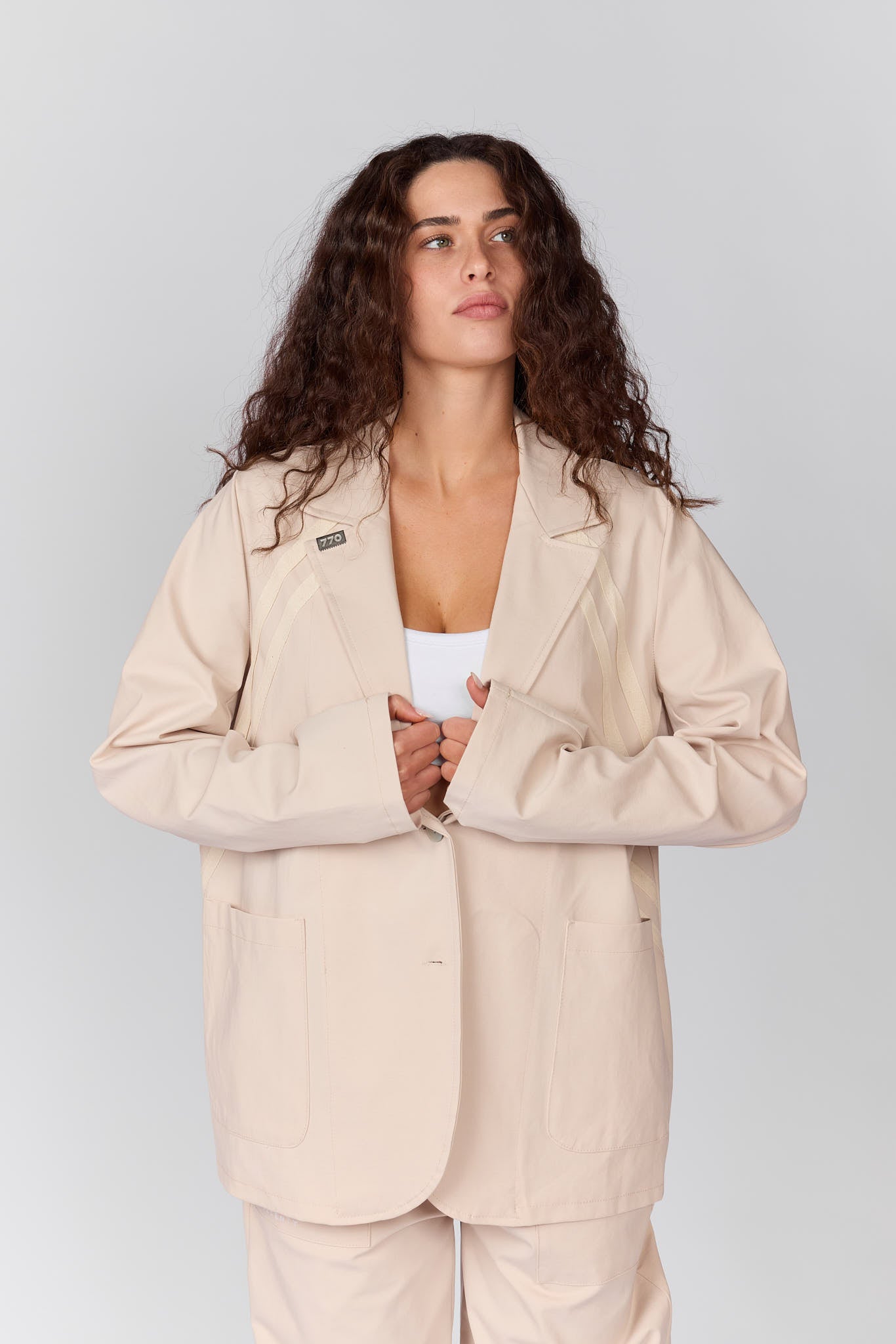 ג'קט ספורטיבי כיסים