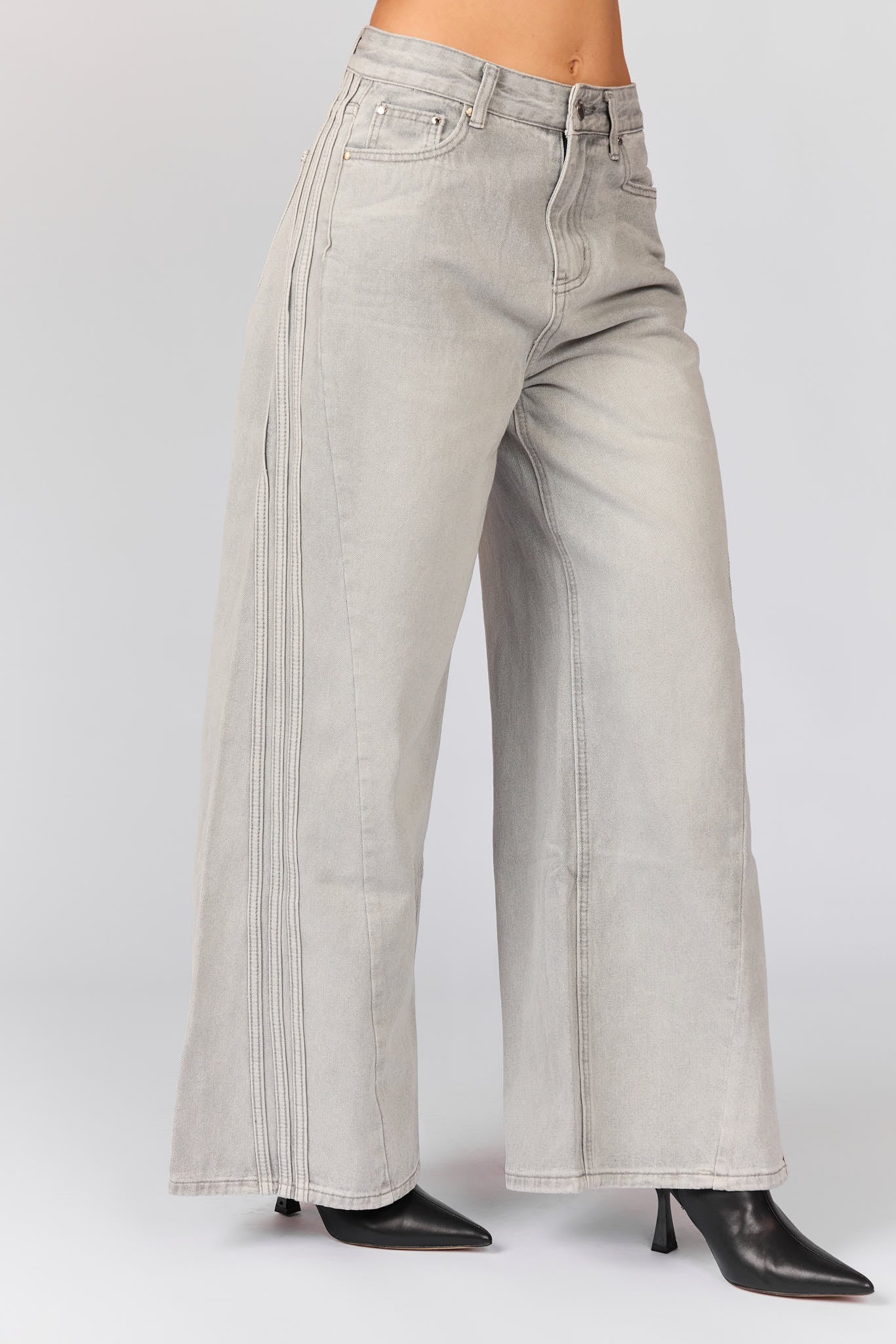 מכנסי ג'ינס ווש