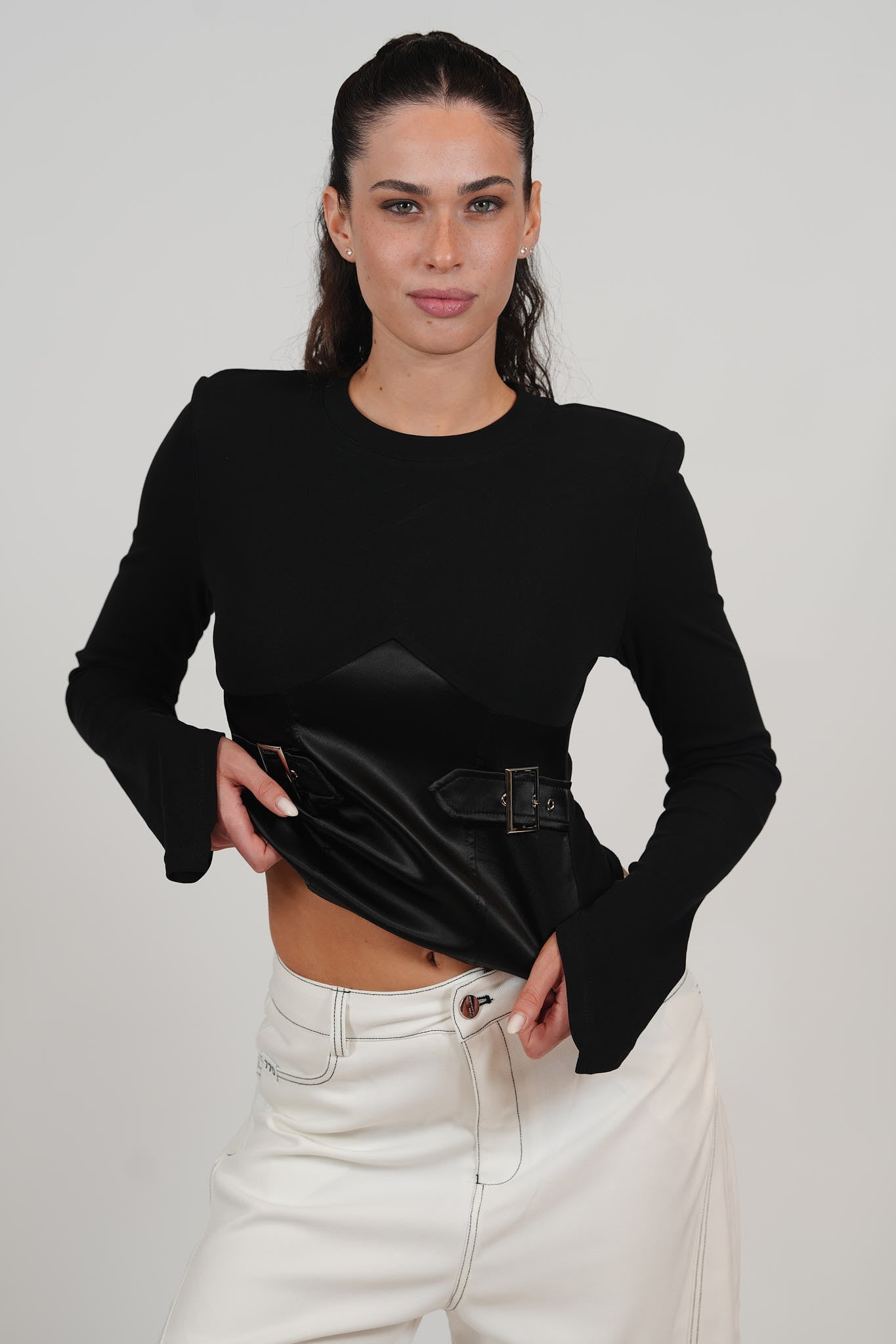 חולצה דמוי מחוך ורצועות