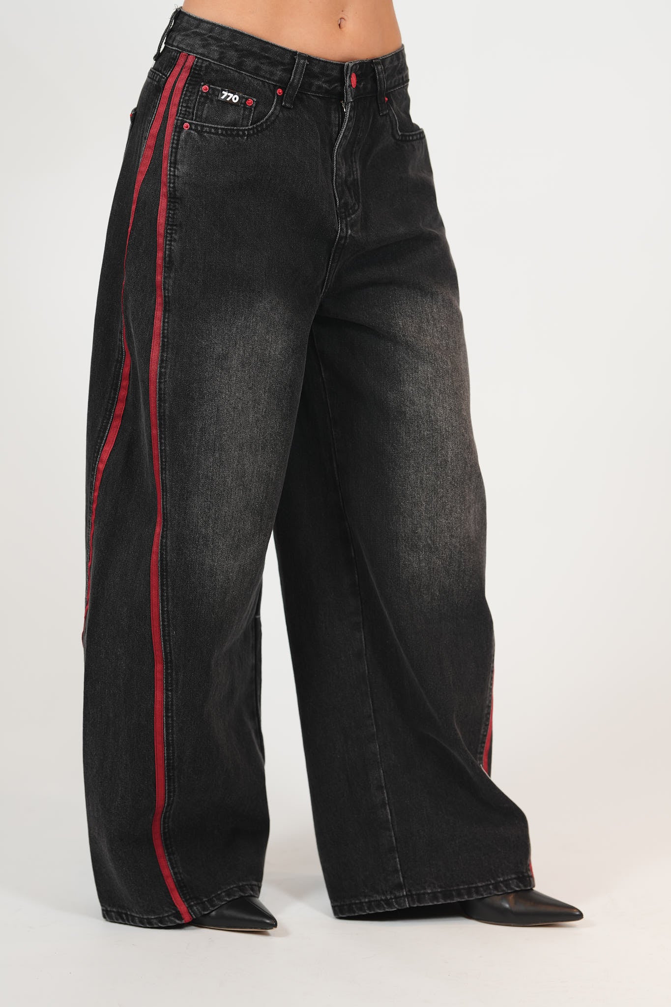 מכנסי ג'ינס ספורטיבי