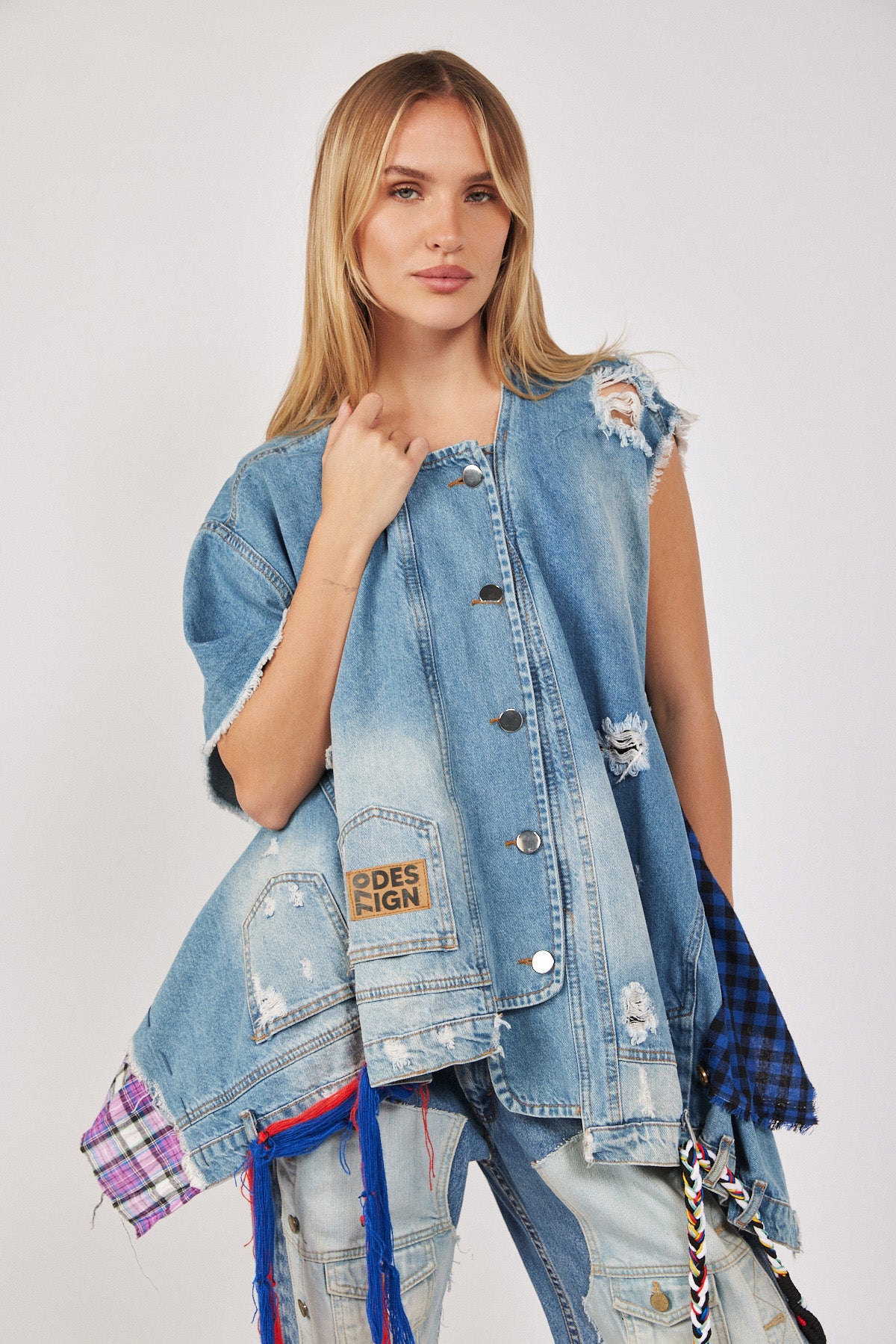 וסט "מחוץ לתפר"