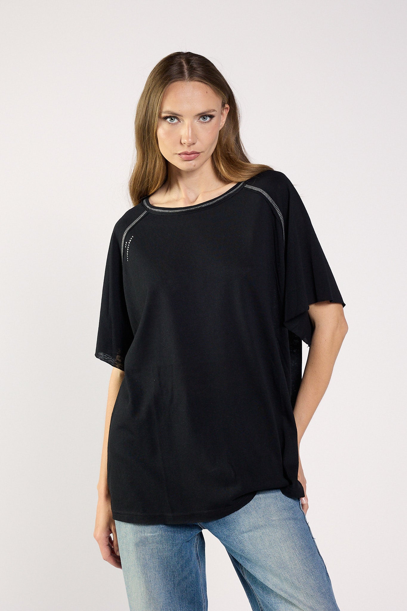 Wide T-shirt with SEVEN seams