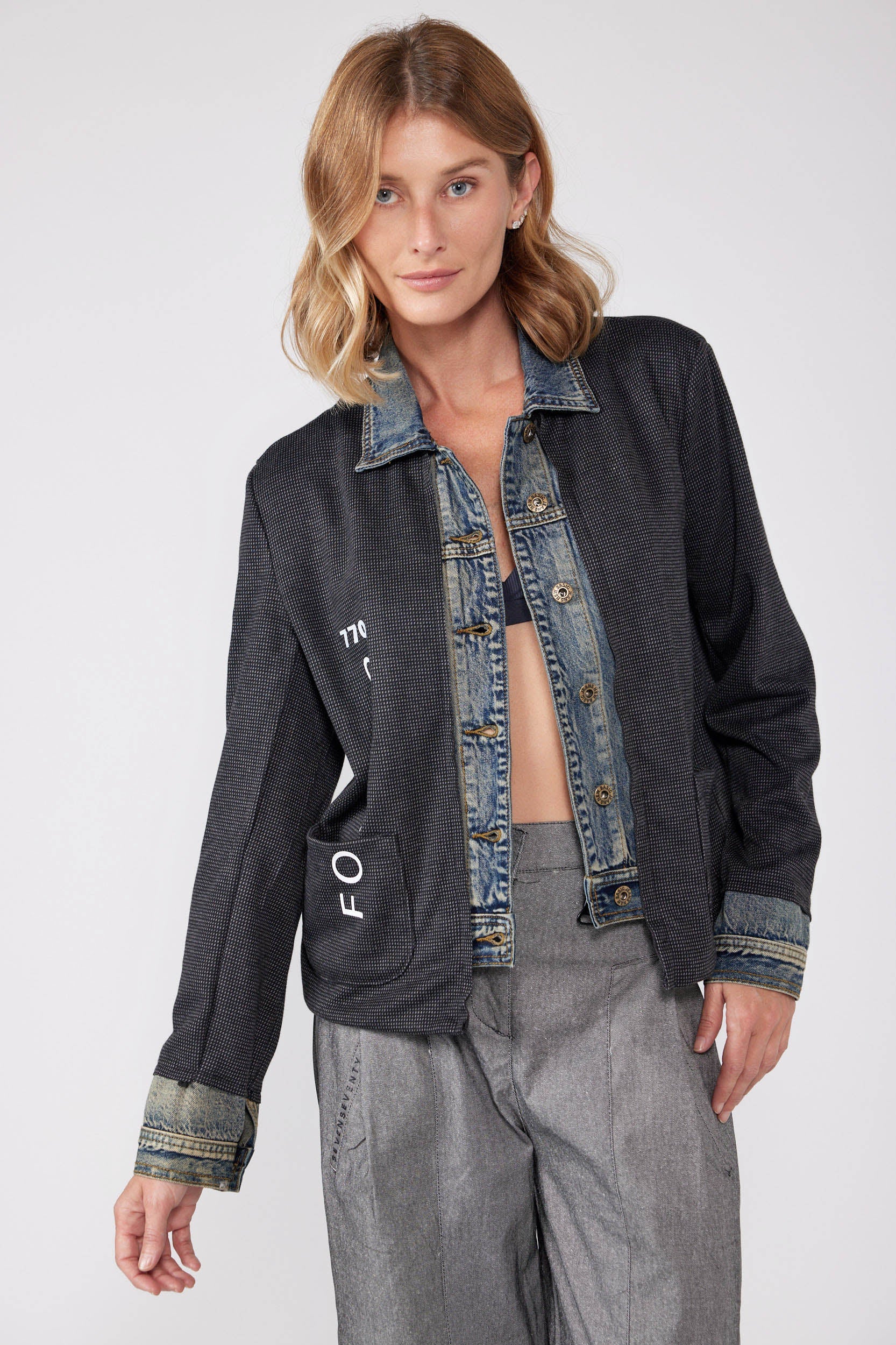 ג'קט שילוב ג'ינס