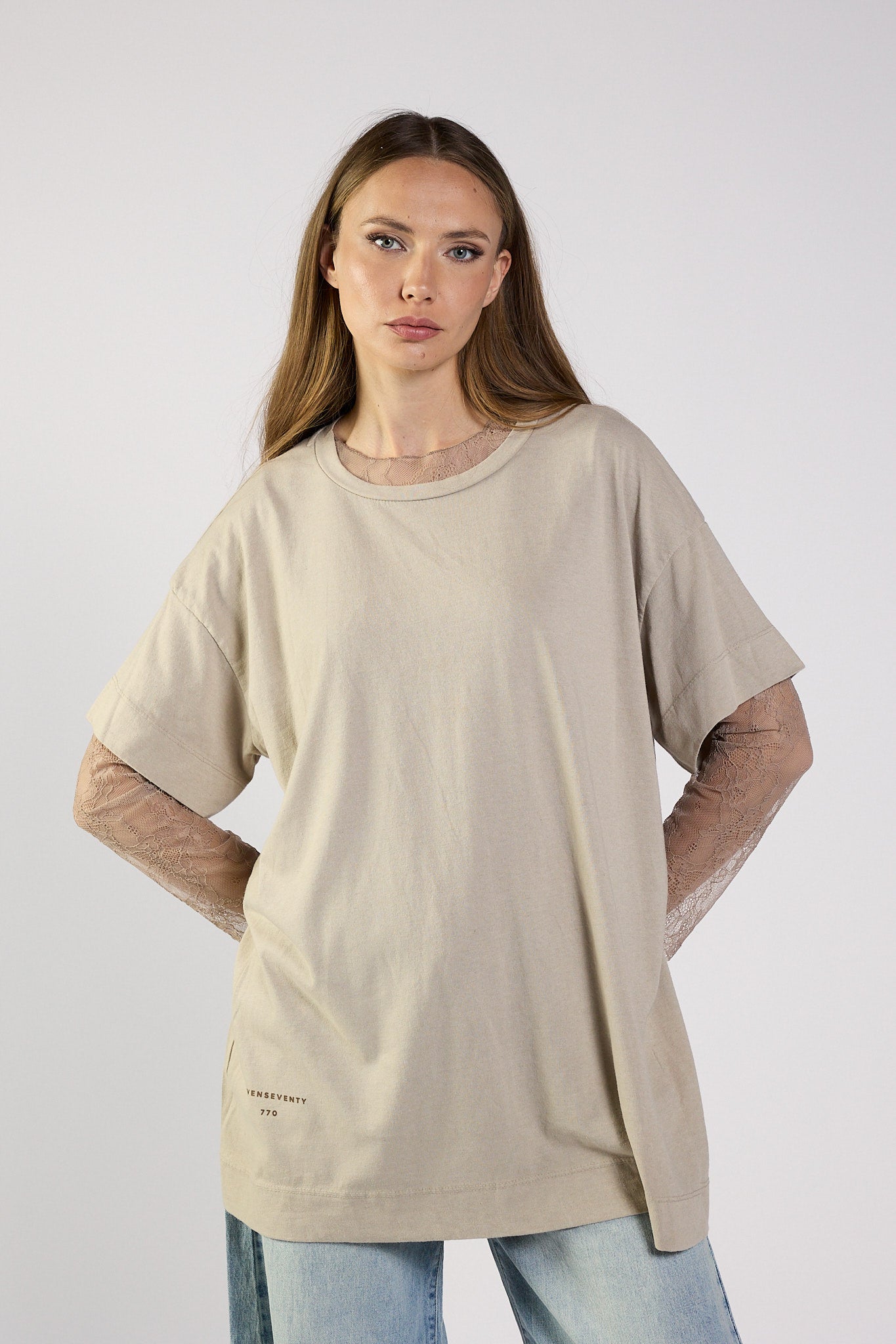 Oversized T-shirt 770