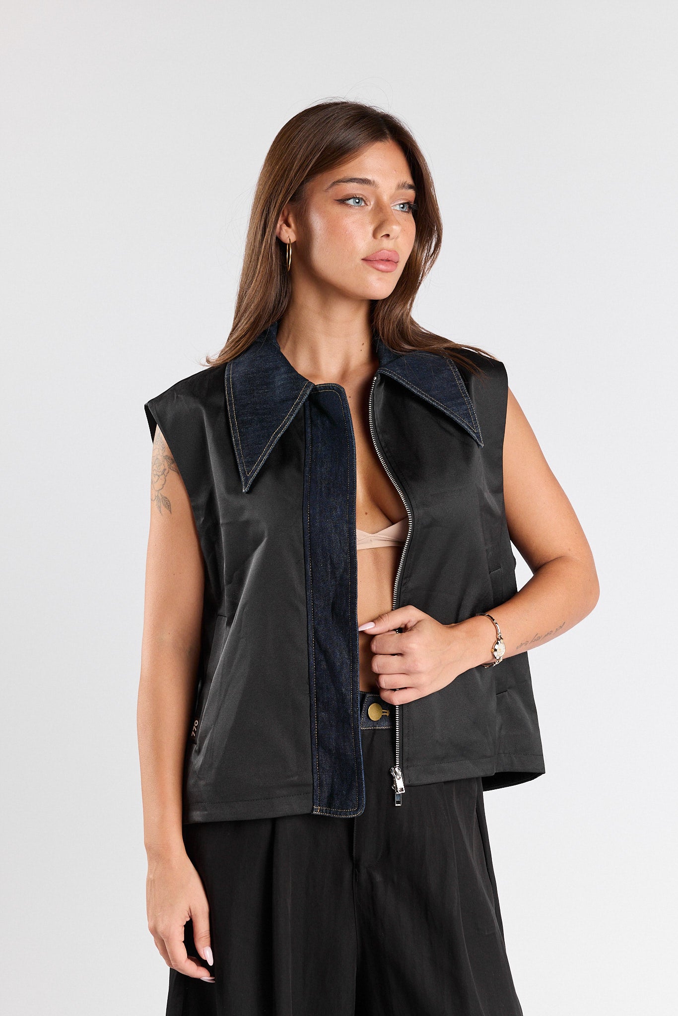 Vest and jeans combination set 770