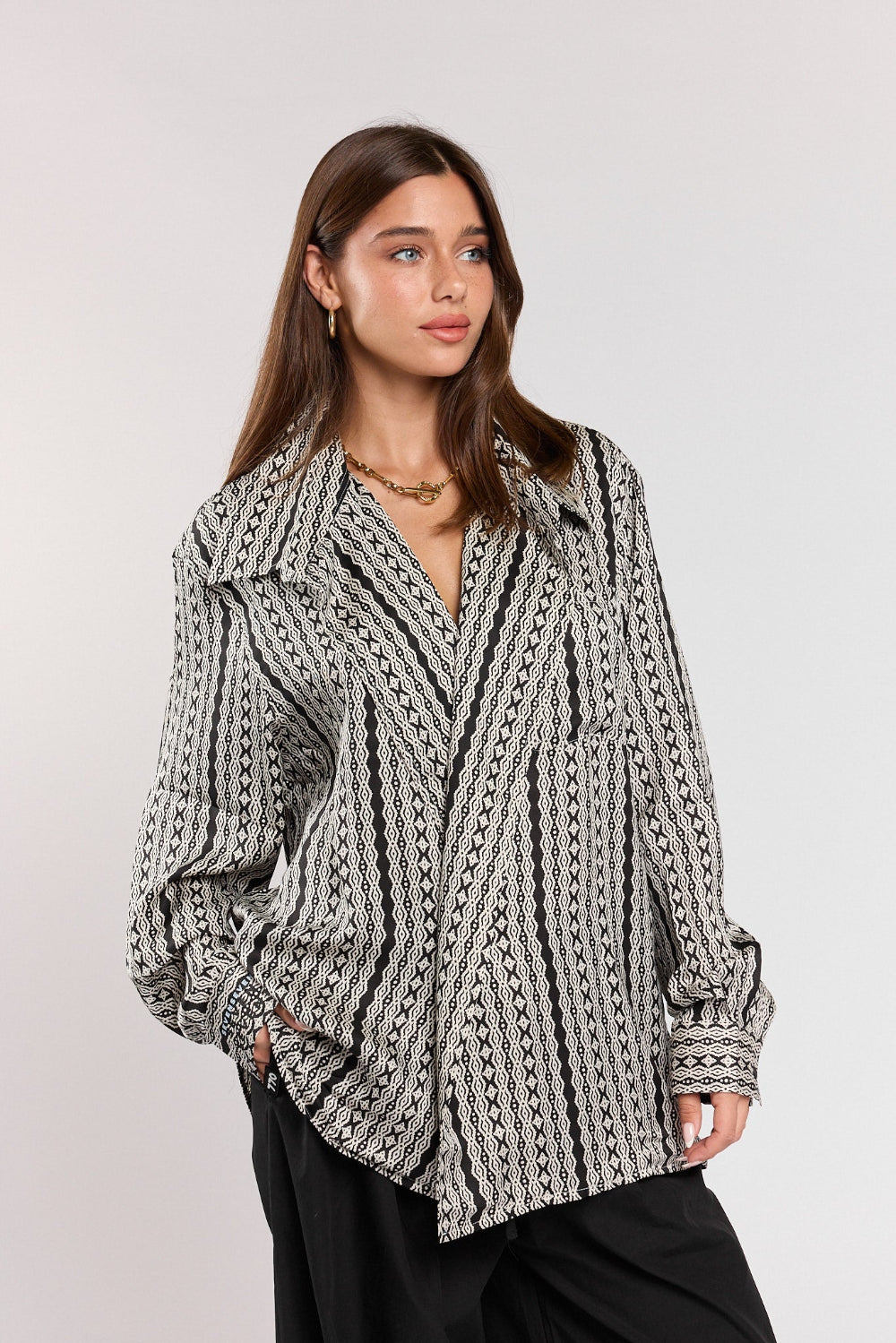 Jacket-cut satin button-down shirt 770