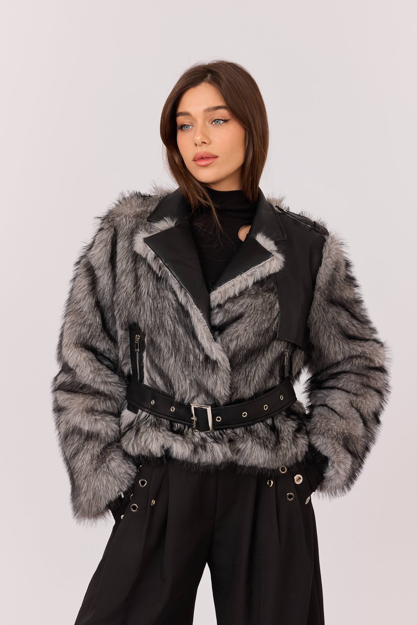 ג'קט פרווה קרופ שילוב דמוי עור