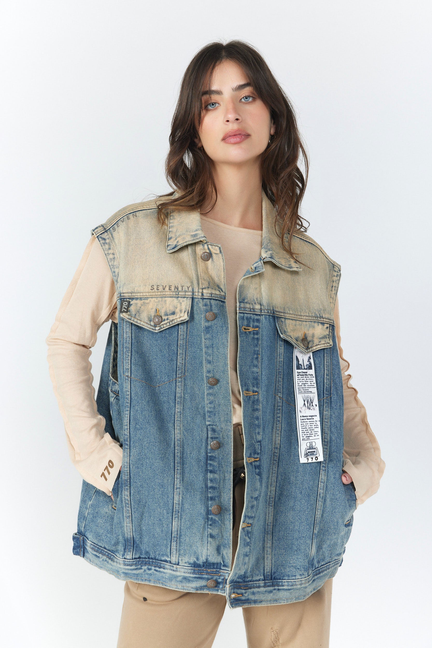 Wide washed denim vest 770