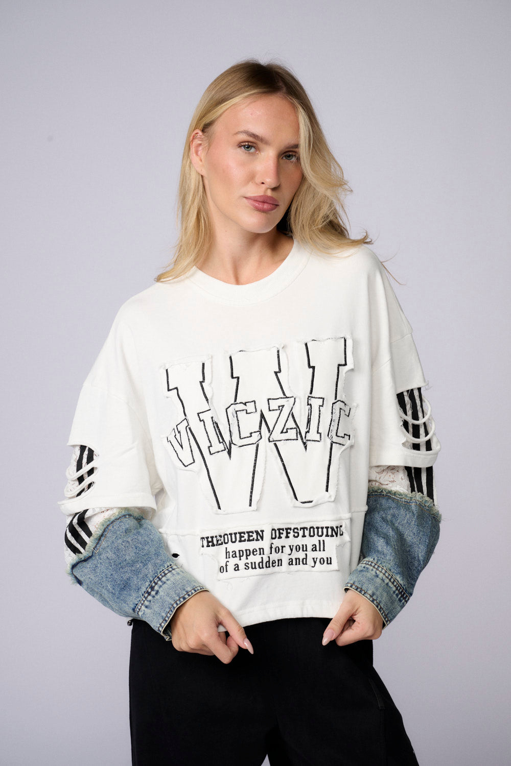 חולצת פוטר שילוב תחרה ג'ינס