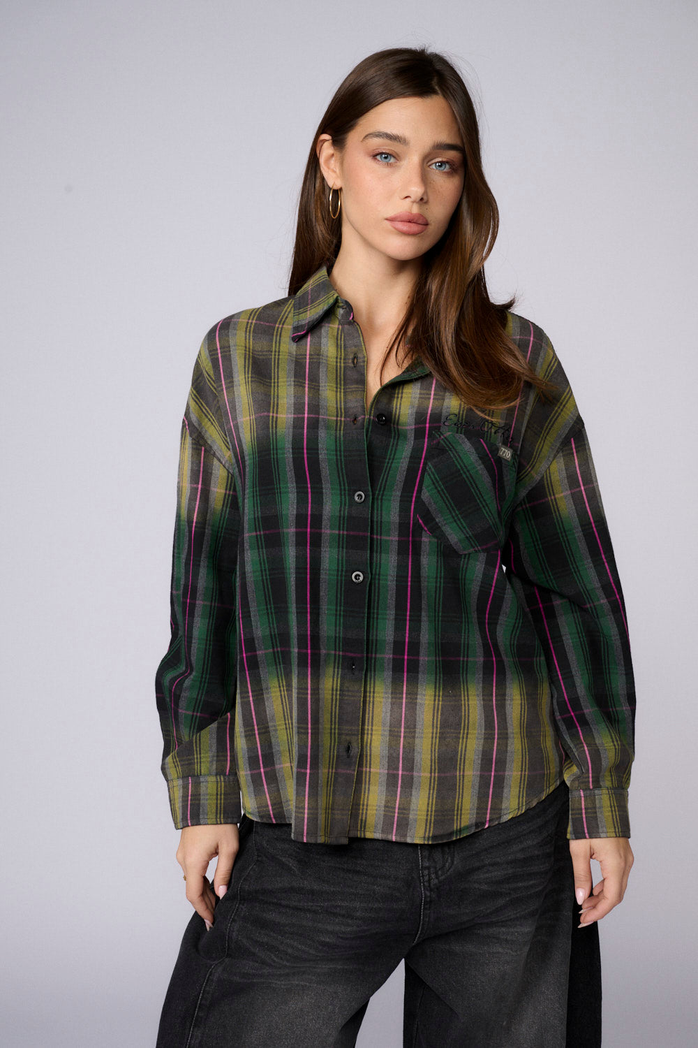 חולצה מכופתרת משבצות כיס