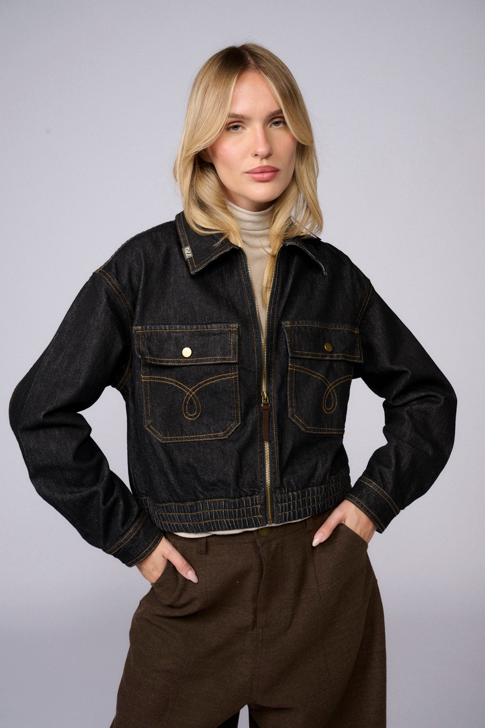 ג'קט ג'ינס כיסים