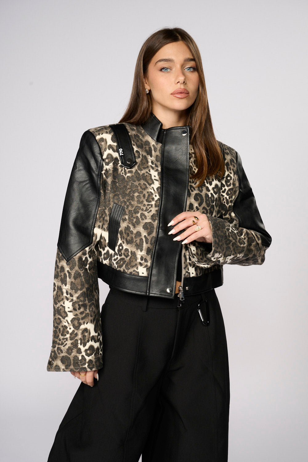 ג'קט מנומר בשילוב דמוי עור