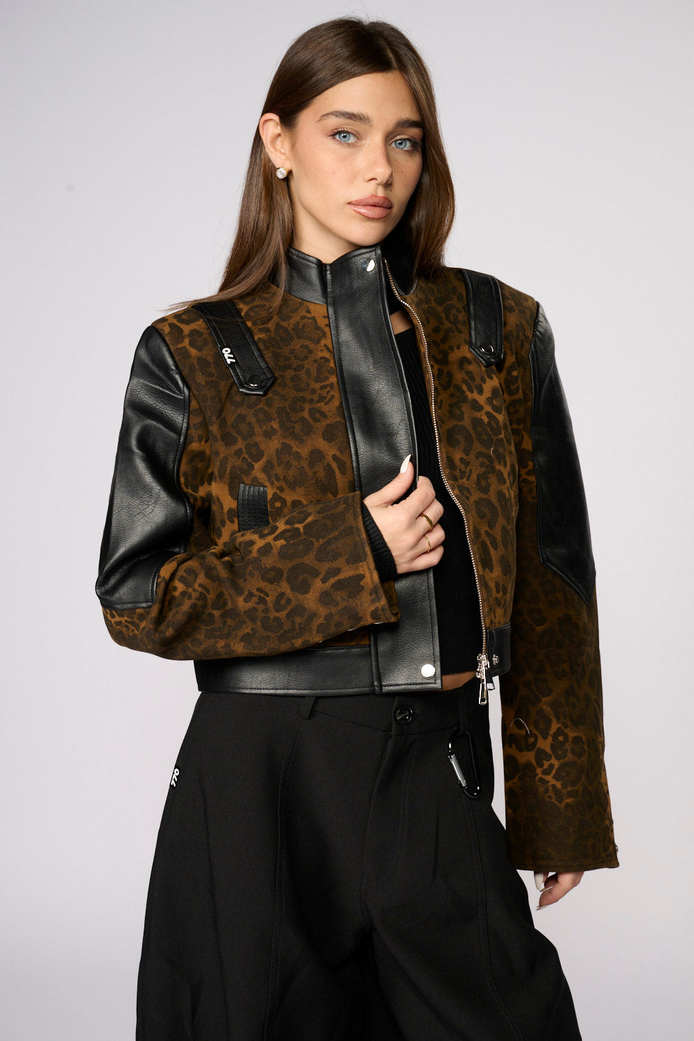 ג'קט מנומר בשילוב דמוי עור