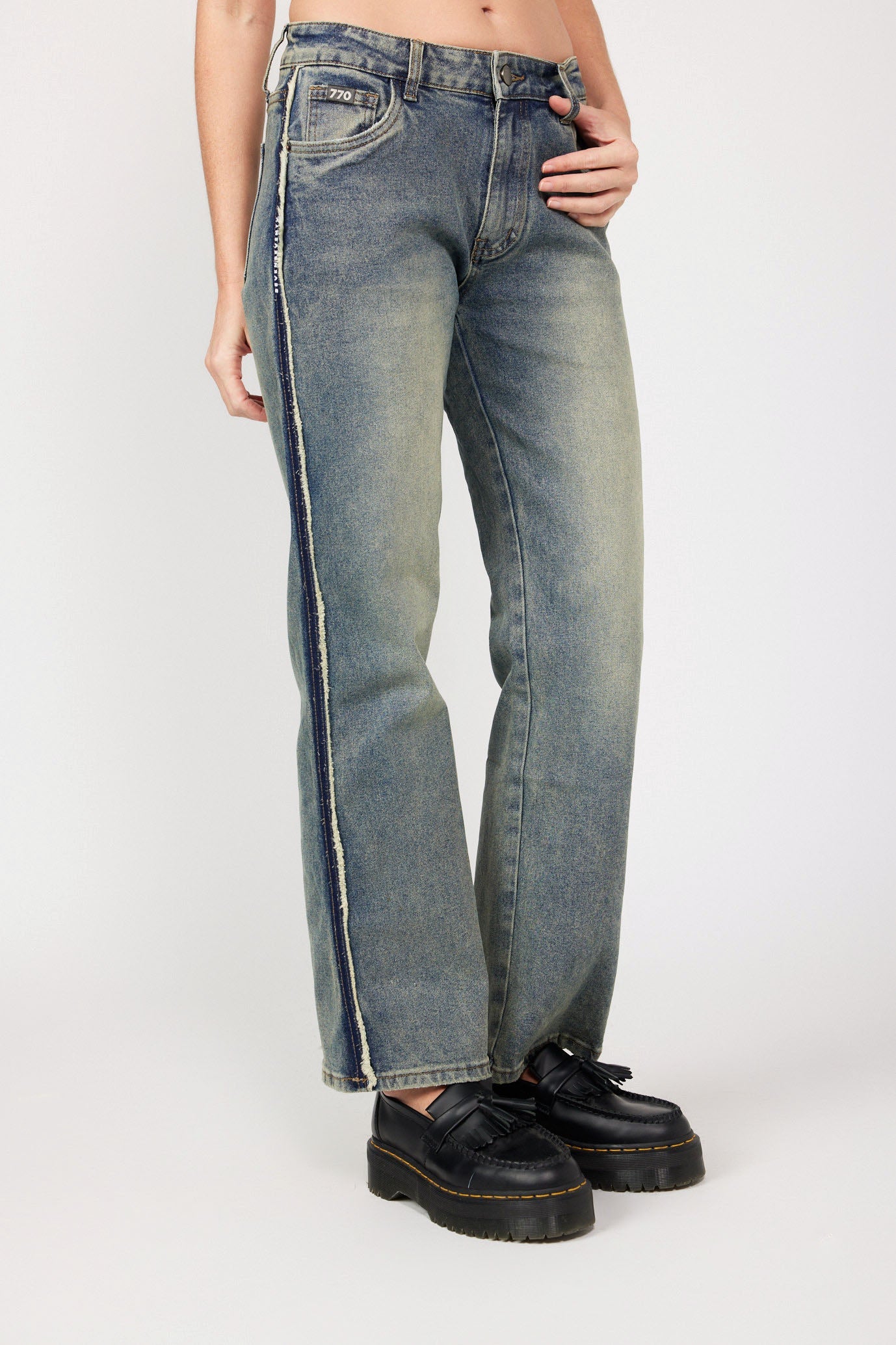 Mom jeans with side stripes SEVEN