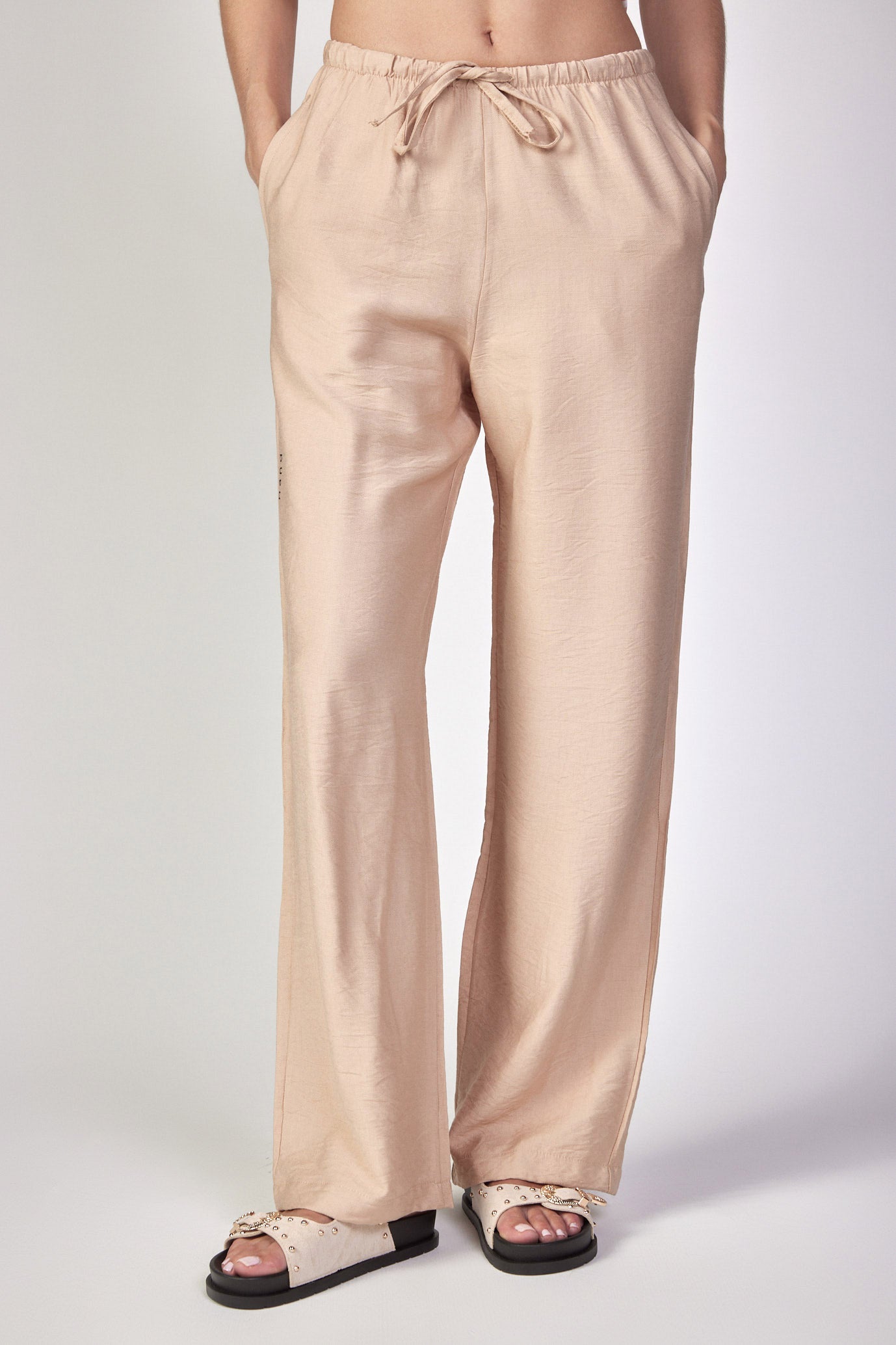 Viscose pants expand 770%