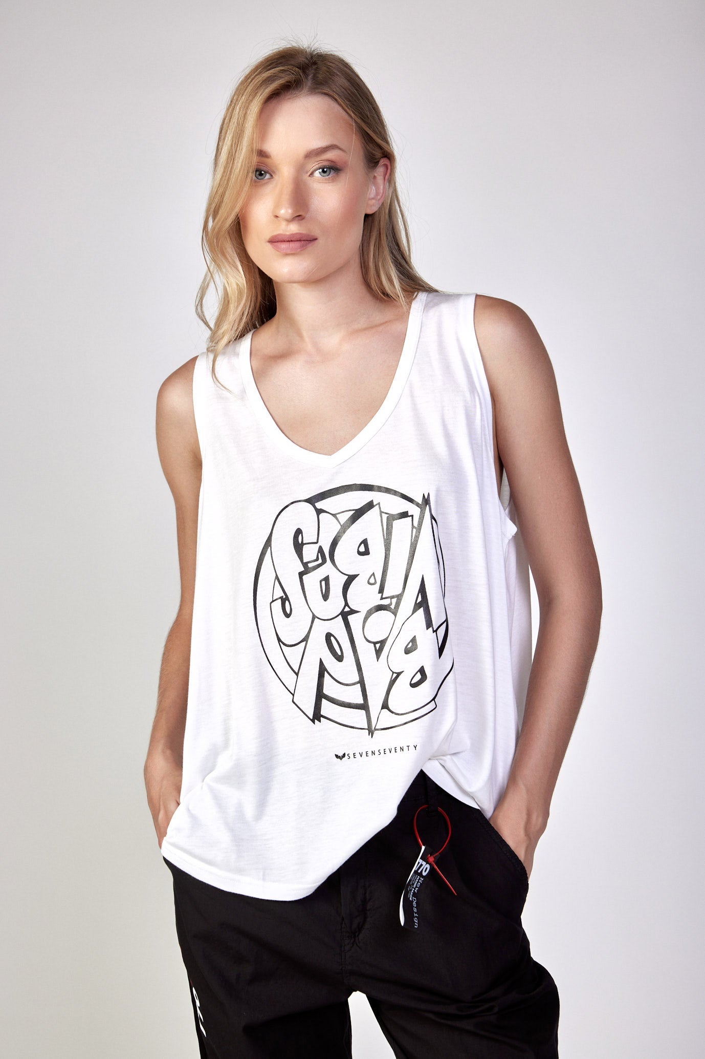 VIBES loose-fitting V-neck tank top