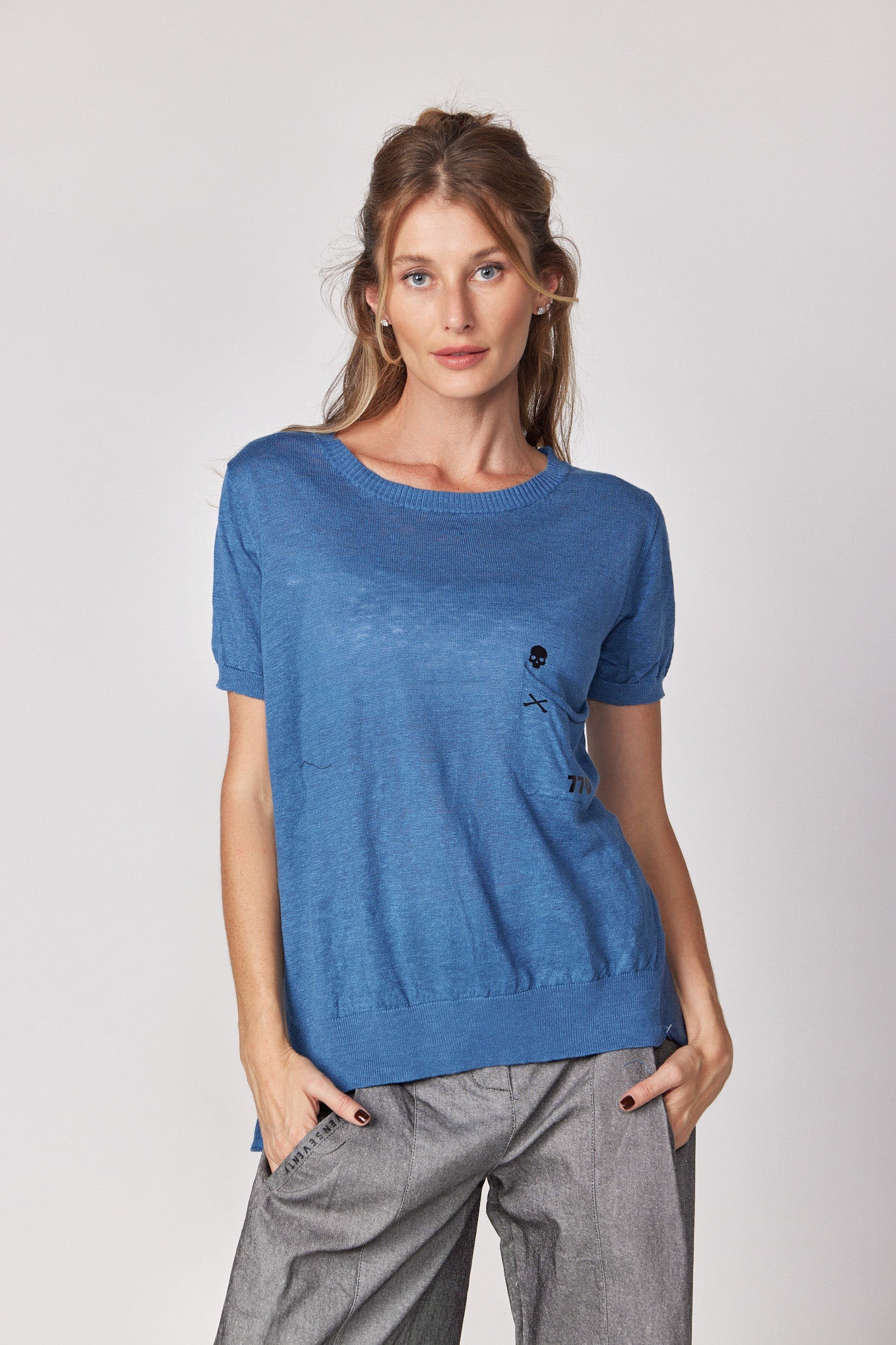 SKULL thin knit shirt