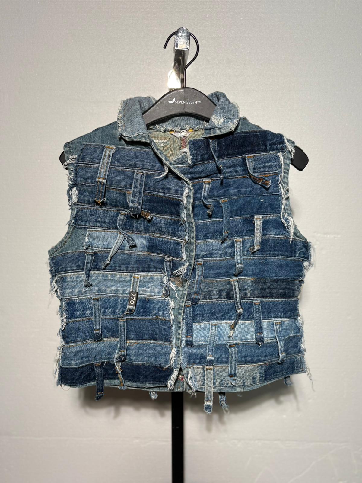 וסט ג'ינס  טלאים DENIM