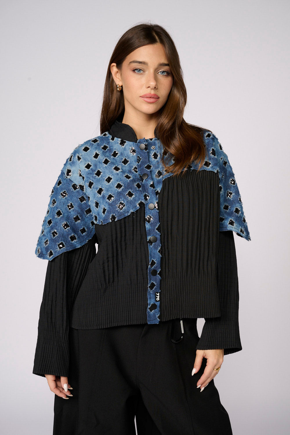 Fleece jacket combined with jeans 770