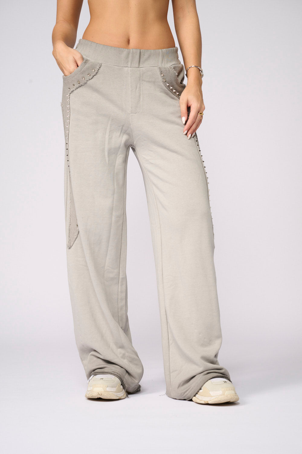 מכנס ווש' ניטים