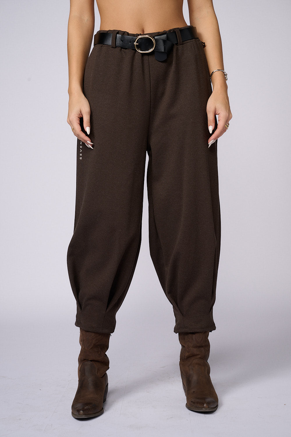 מכנס בשילוב חגורה