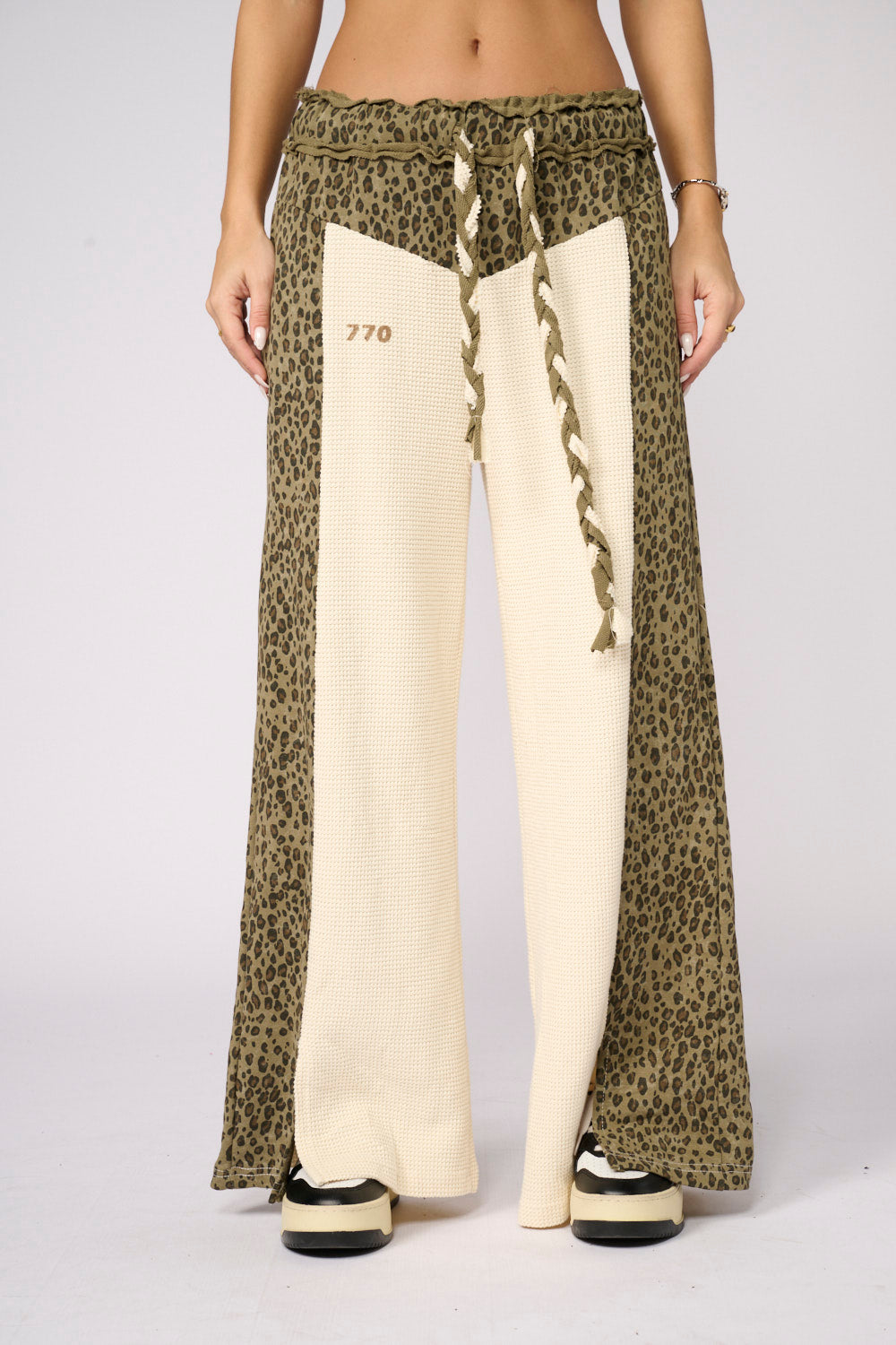 מכנסי שילוב מנומר 770