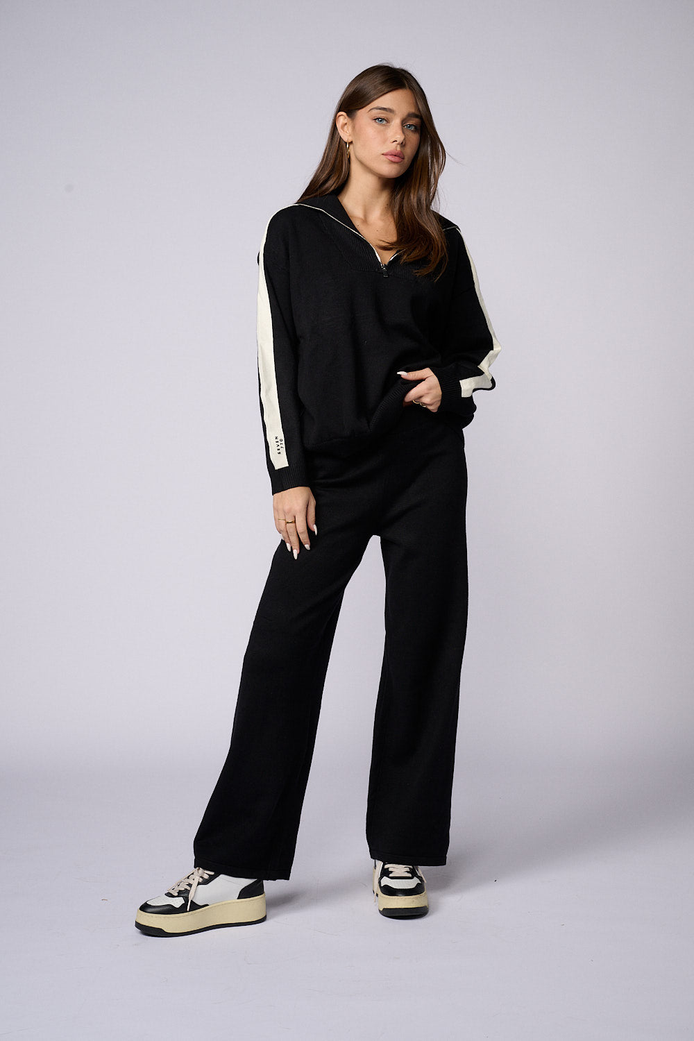 חליפת סריג ריב