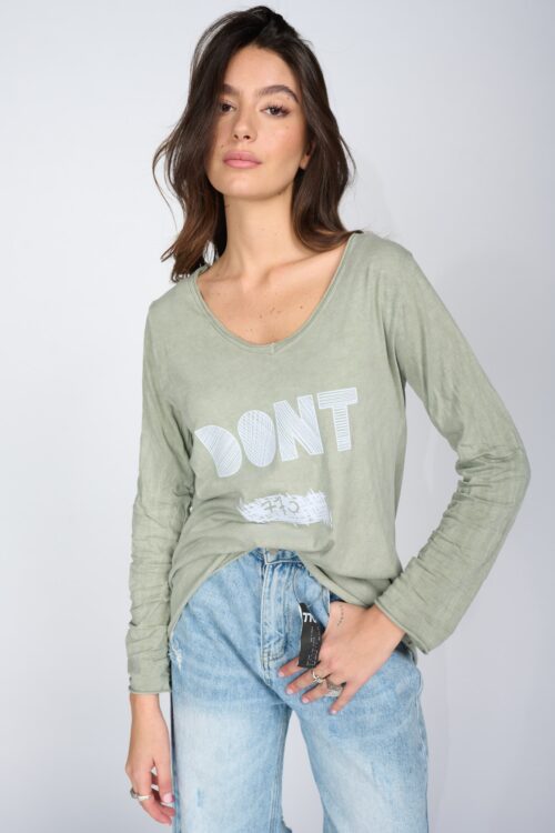 חולצת בייסיק מפתח וי DON'T