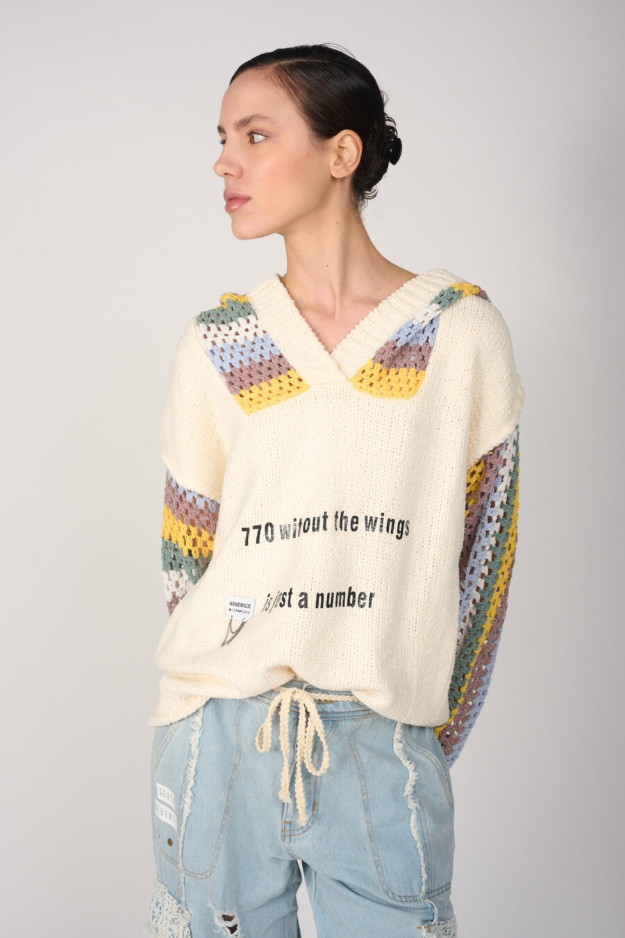 770 LOOKBOOK 7-137058