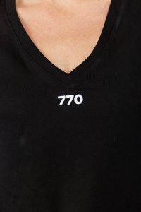 013A7037