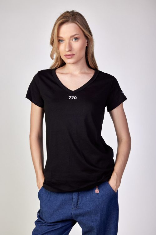 חולצת T וי כיווץ 770