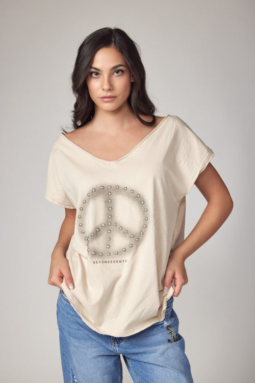 חולצת T ווש הדפס ניטים PEACE