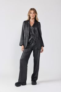 Untitled Catalog3076