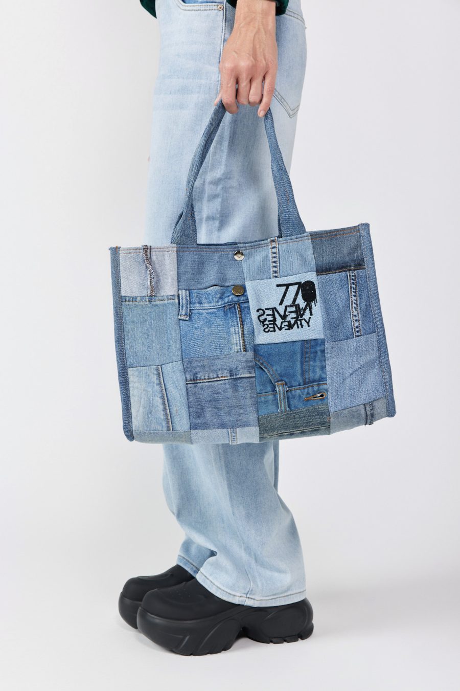 Untitled Catalog3231