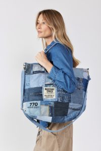 Untitled Catalog3248
