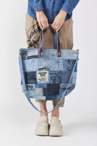 Untitled Catalog3250