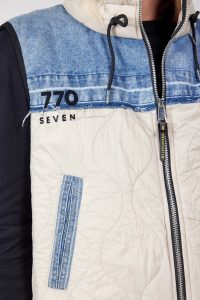770 572