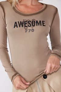 770 819