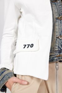 770 870