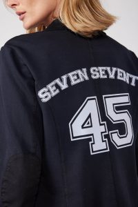 770 913