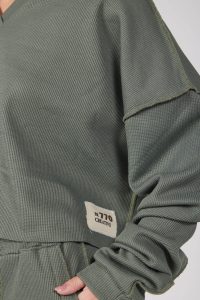 013A0570