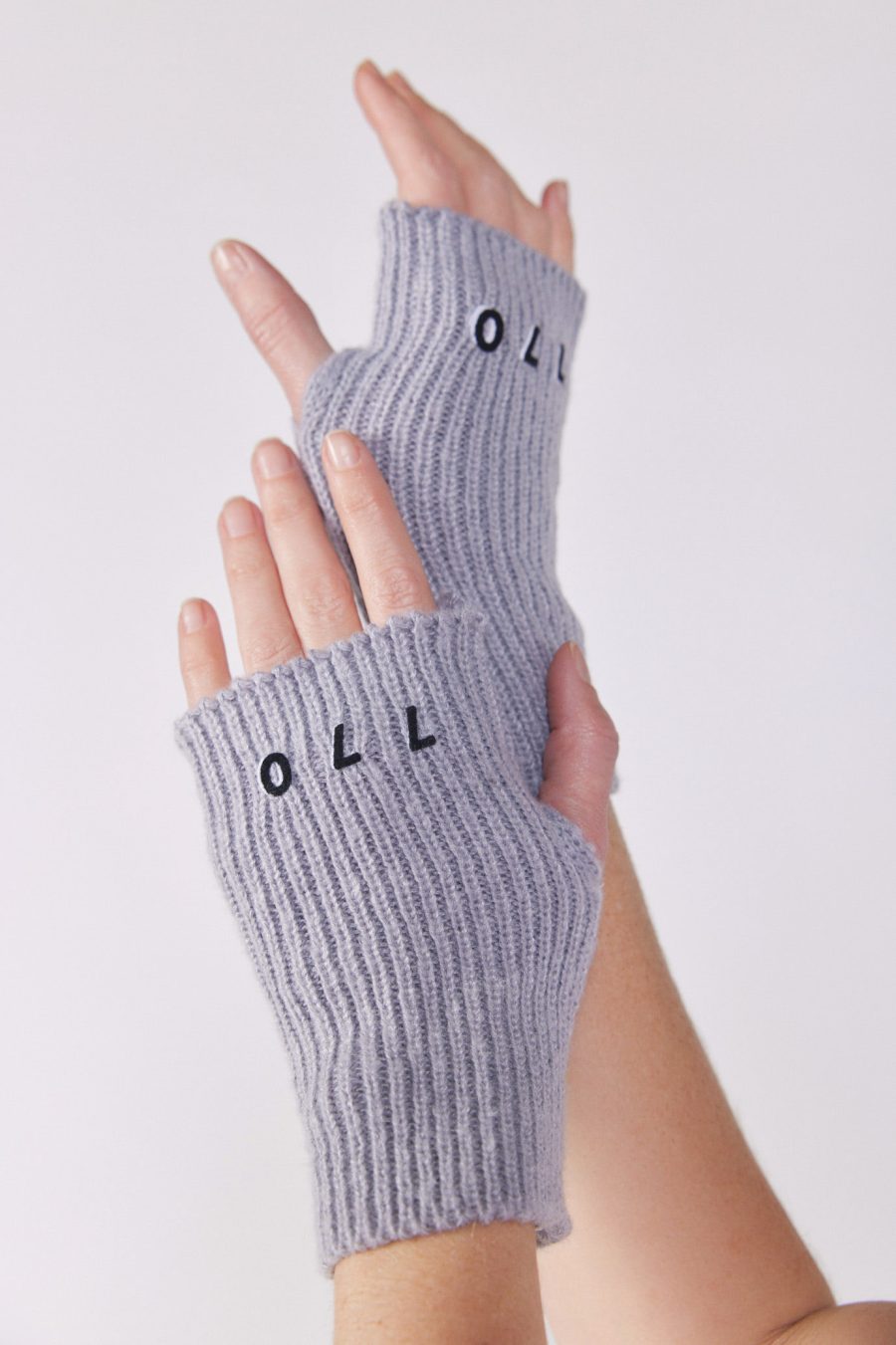 - 910