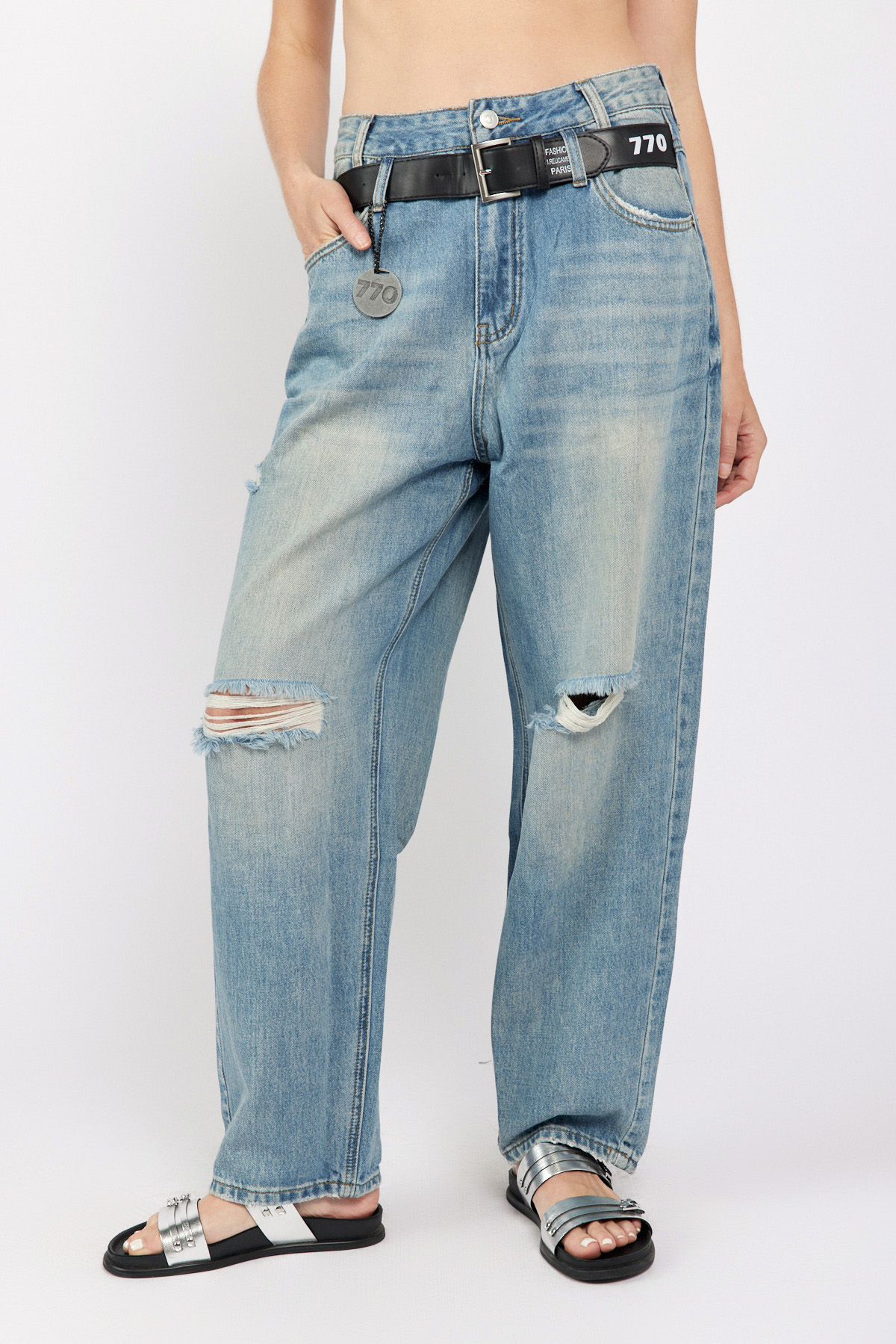 מכנסי ג'ינס קרעים שילוב חגורה FASHION